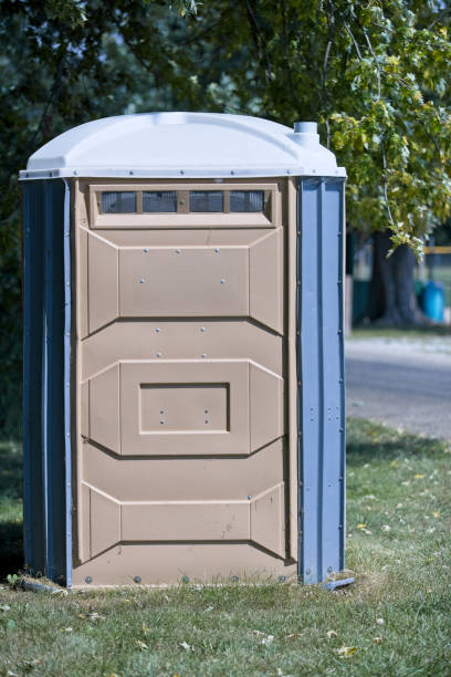 Best Portable restroom trailer rental  in Annandale, NJ